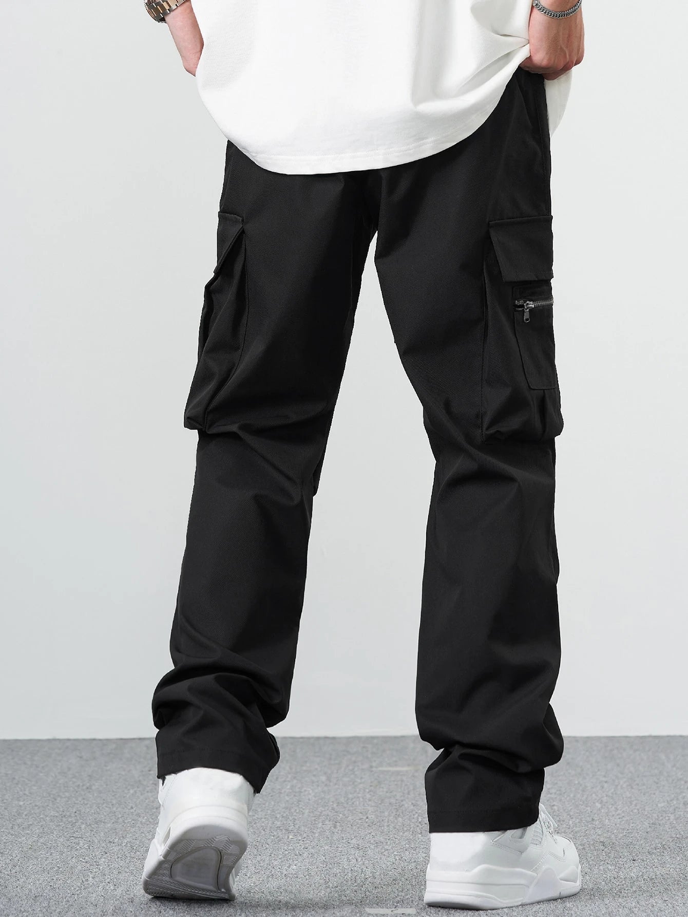 Manfinity Hypemode Loose Men'S Cargo Pants with Drawstring Waist Baggy Long Plain Black Going Out, Back to School